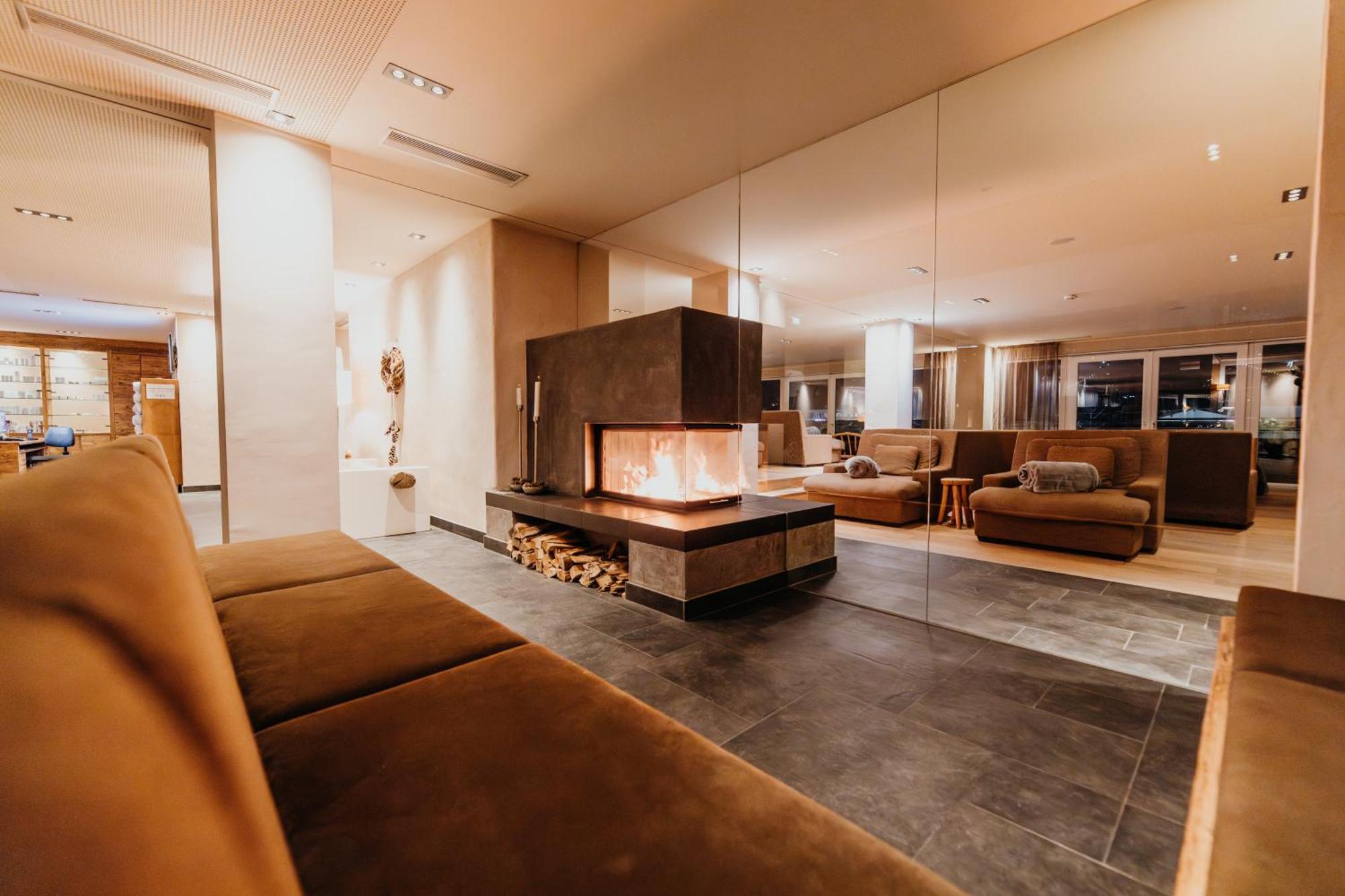 Post Seefeld - Wellnesshotel Tirol Seefeld in Tirol Exterior foto