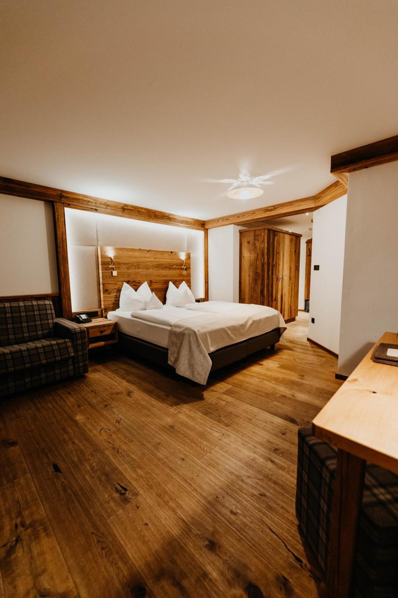 Post Seefeld - Wellnesshotel Tirol Seefeld in Tirol Habitación foto