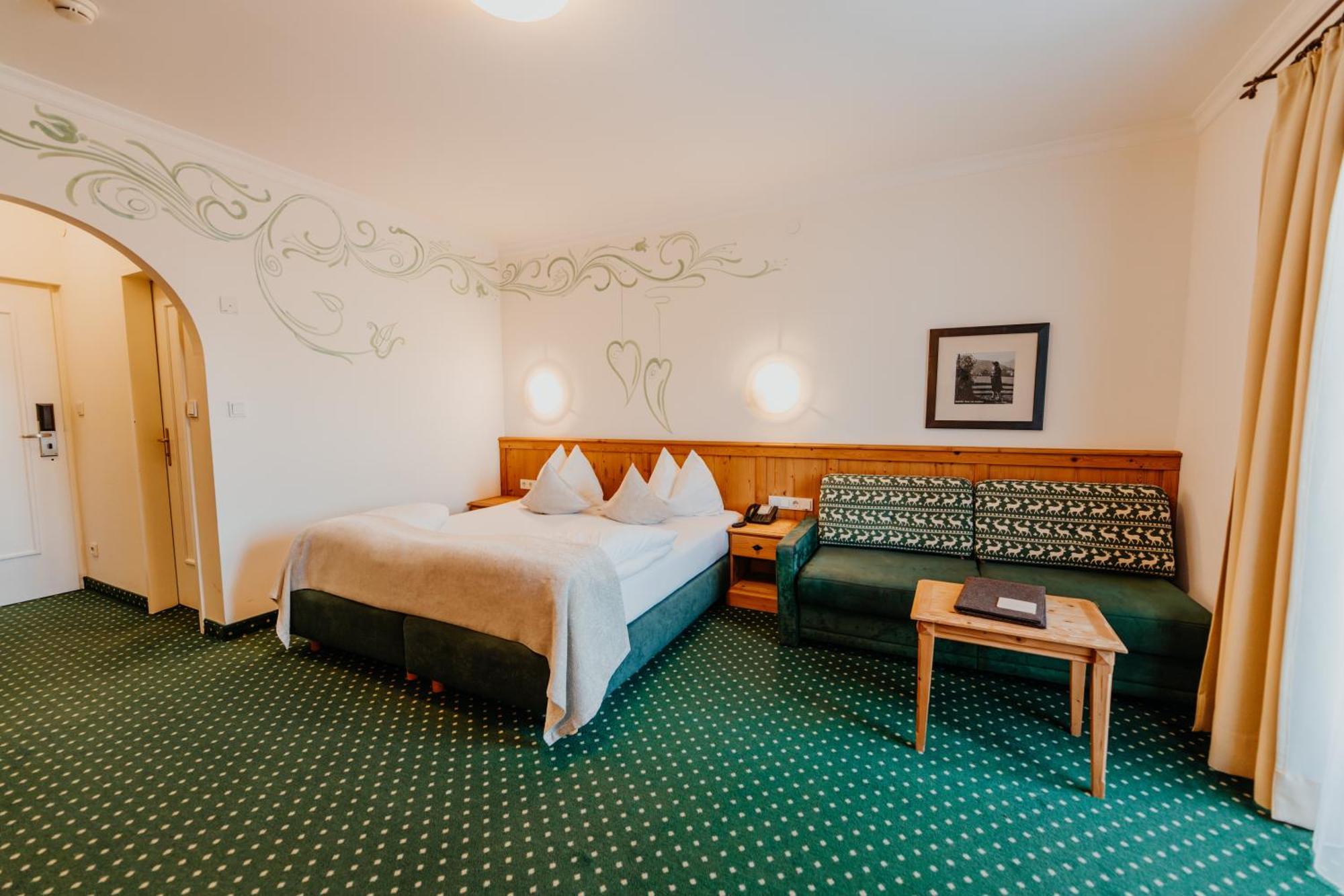 Post Seefeld - Wellnesshotel Tirol Seefeld in Tirol Habitación foto